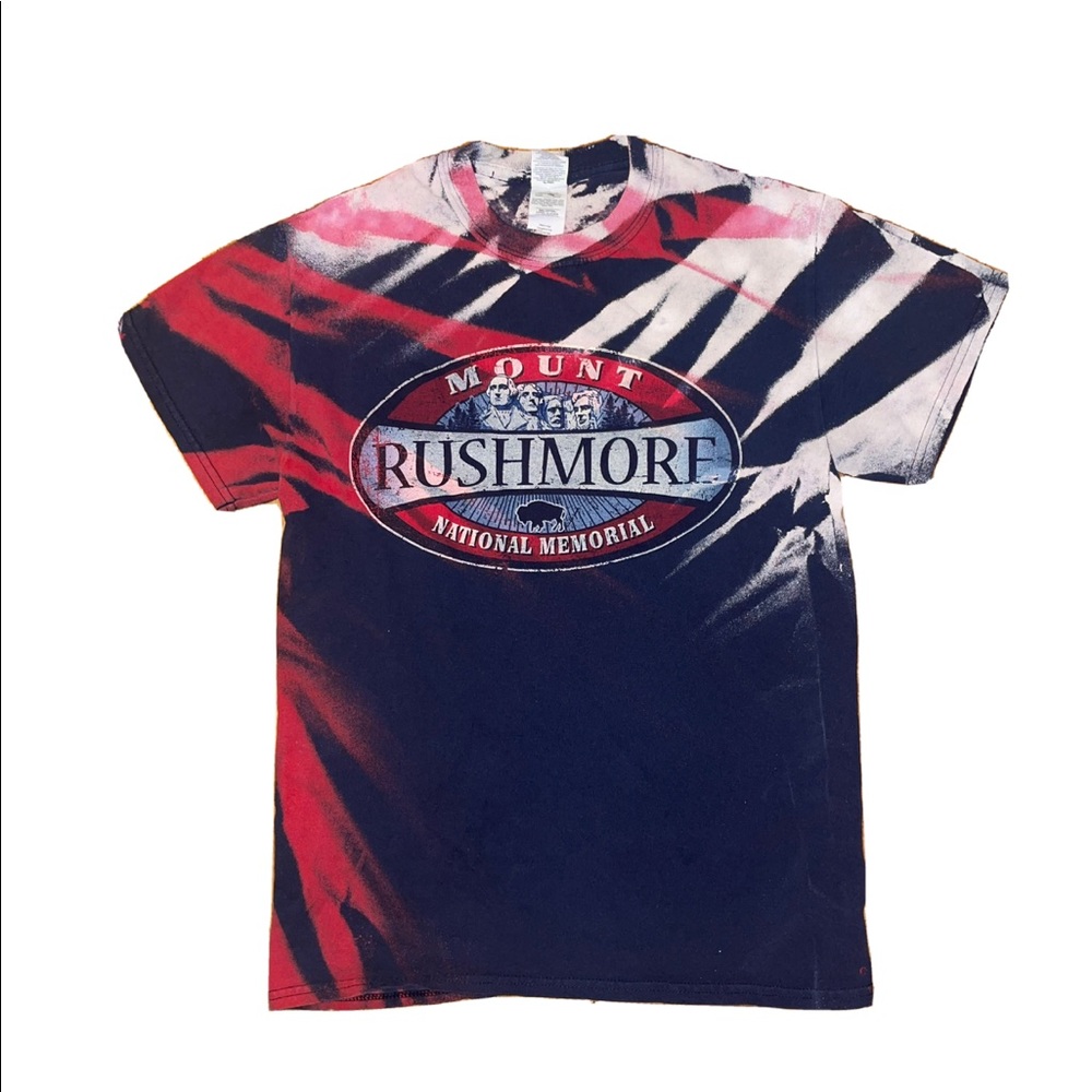 Mount Rushmore vintage tee